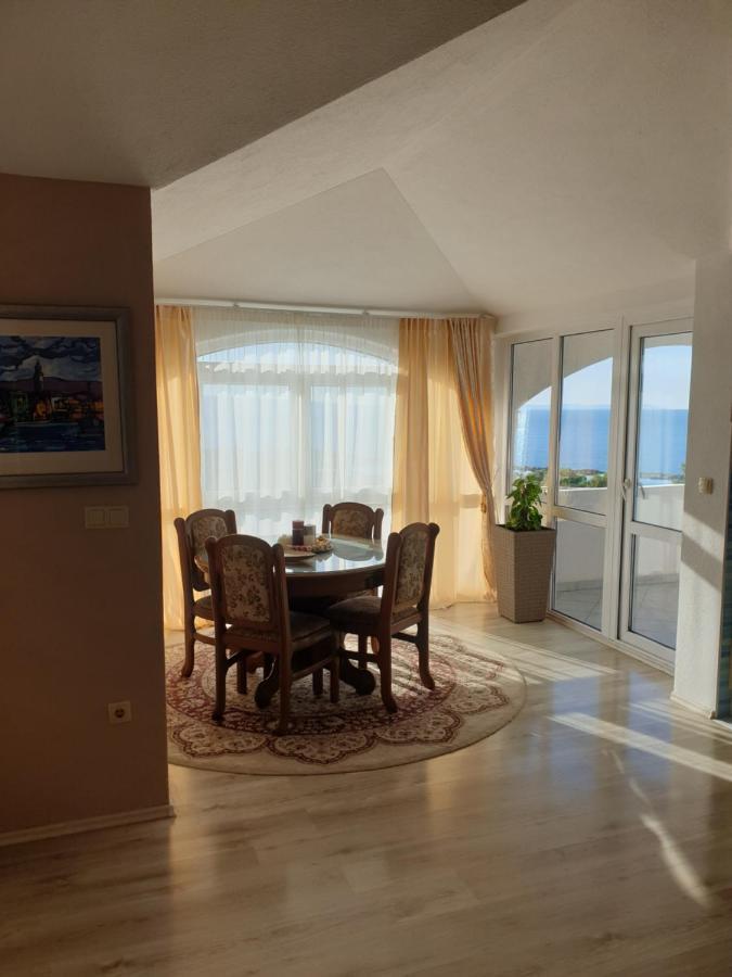 Apartmani Mlikotic Dugi Rat Exterior foto